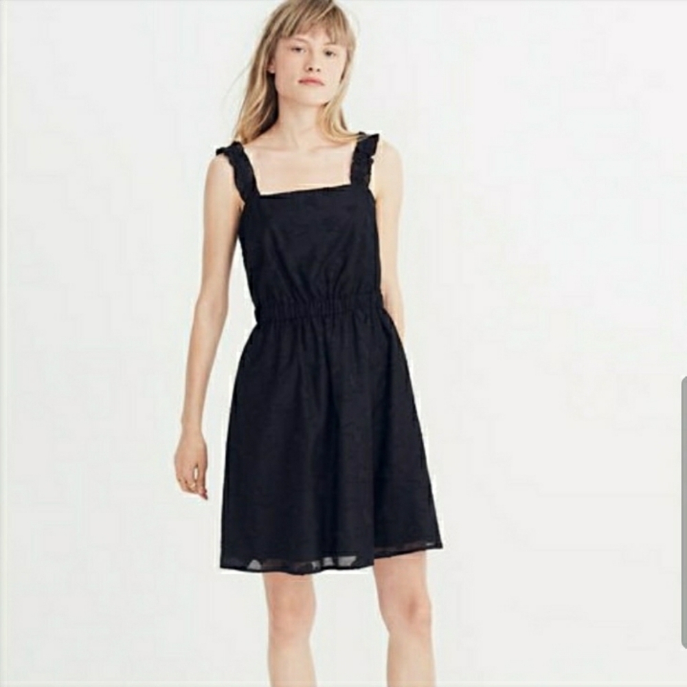 Madewell Black Sundress with Square Neckline and Sleeveless Design